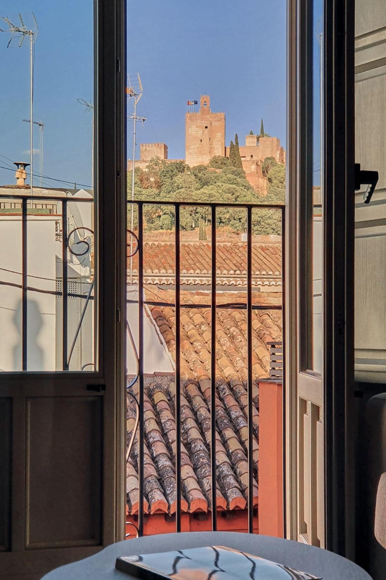 U-Sense Granada Gran Via Apartment ภายนอก รูปภาพ